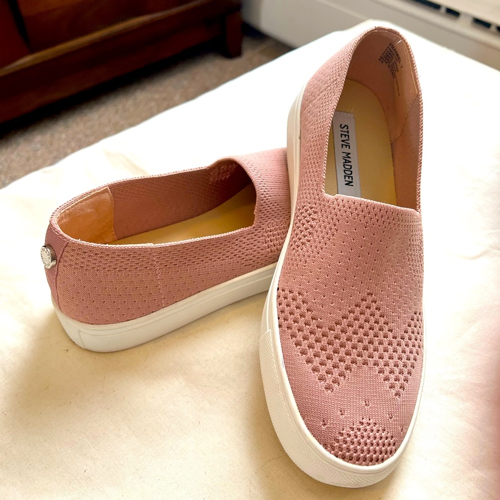 Steve Madden flats.